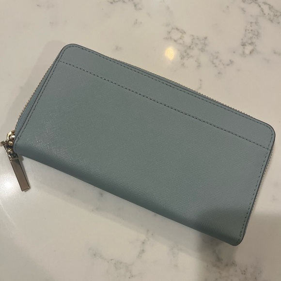 Kate spade wallet - Picture 2 of 3
